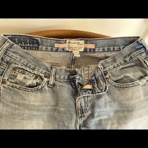 Abercrombie & Fitch 3/4 jeans size 4